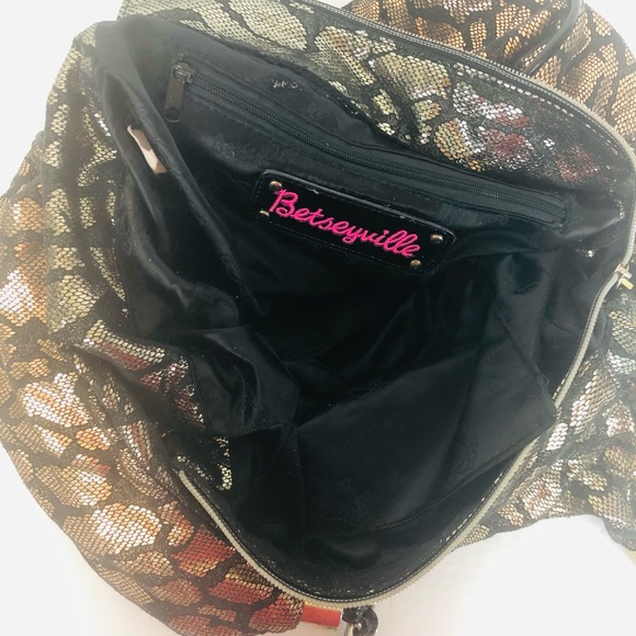 Betsy Johnson Gold & Black Snake Skin Hobo Purse - Picture 8 of 9